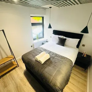  Apartment 99 Apartment, Trendy Location D